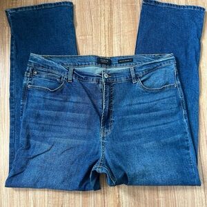 Curve Appeal Straight Leg Jeans Sz 14/32